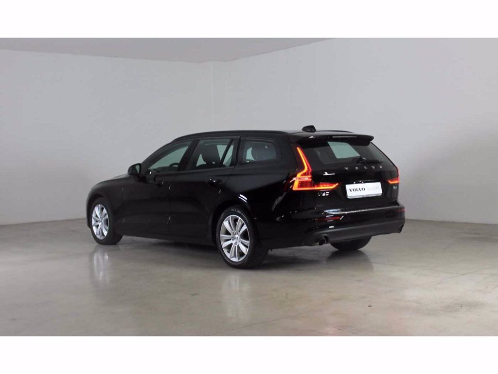 VOLVO V60 Momentum Business, B4 mild Hybrid (D)