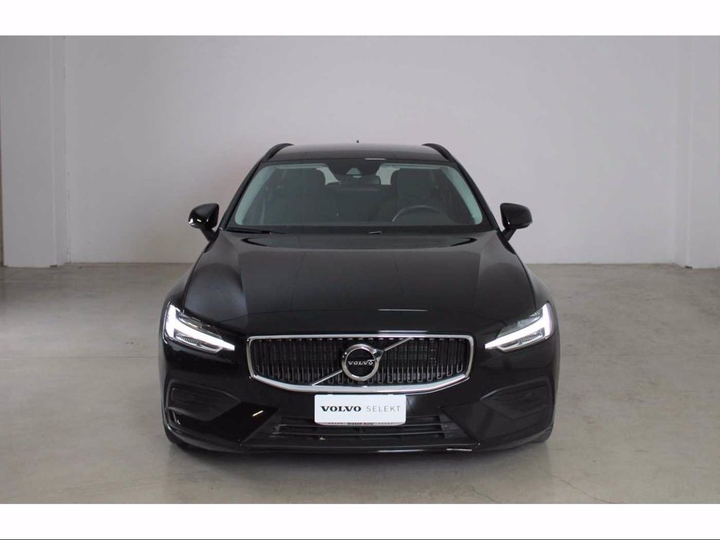 VOLVO V60 Momentum Business, B4 mild Hybrid (D)