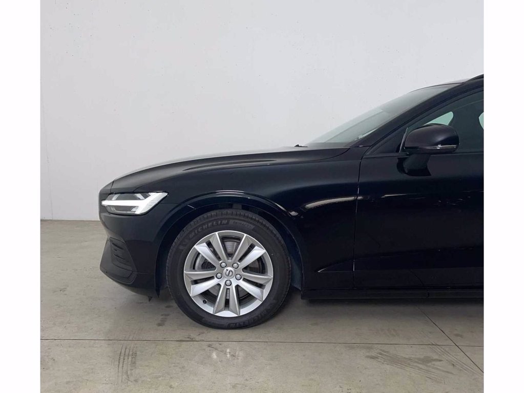 VOLVO V60 Momentum Business, B4 mild Hybrid (D)