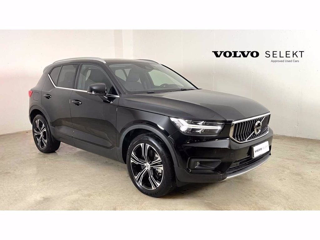 VOLVO XC40 Recharge Inscription Expression, T5 Recharge plug-in hybrid automatico