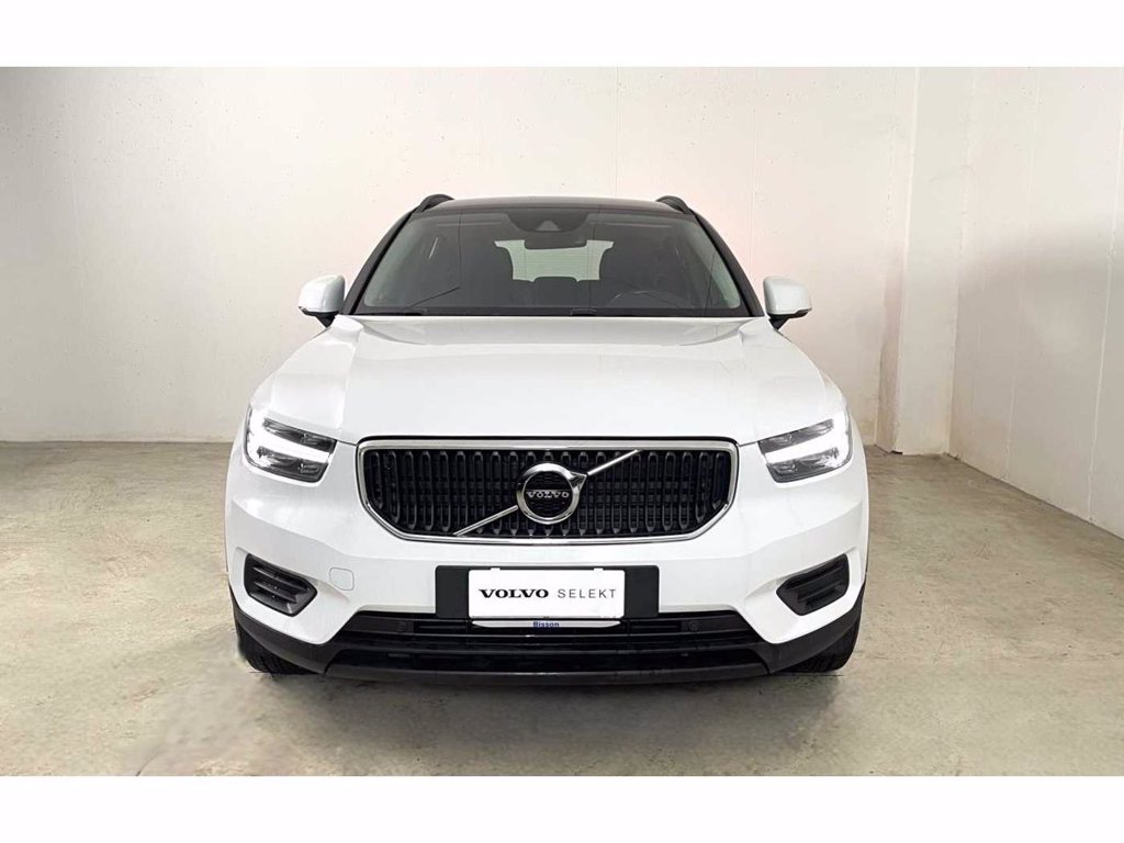 VOLVO XC40 D3 Momentum Aut