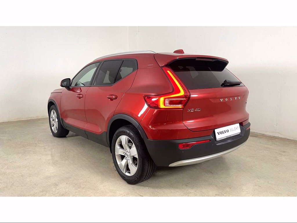 VOLVO XC40 Momentum, T3 Micro Hybrid