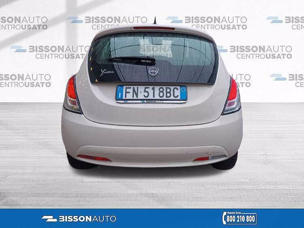 LANCIA Ypsilon 1.2 69 CV 5 porte Silver