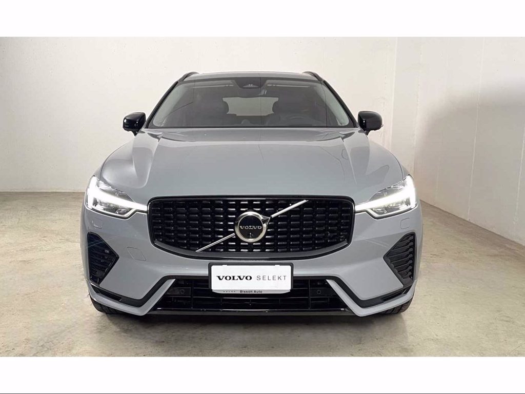 VOLVO XC60 Recharge Ultimate, T6 AWD Plug-in hybrid (fino a 23w45), Elettrica/Benzina, Dark