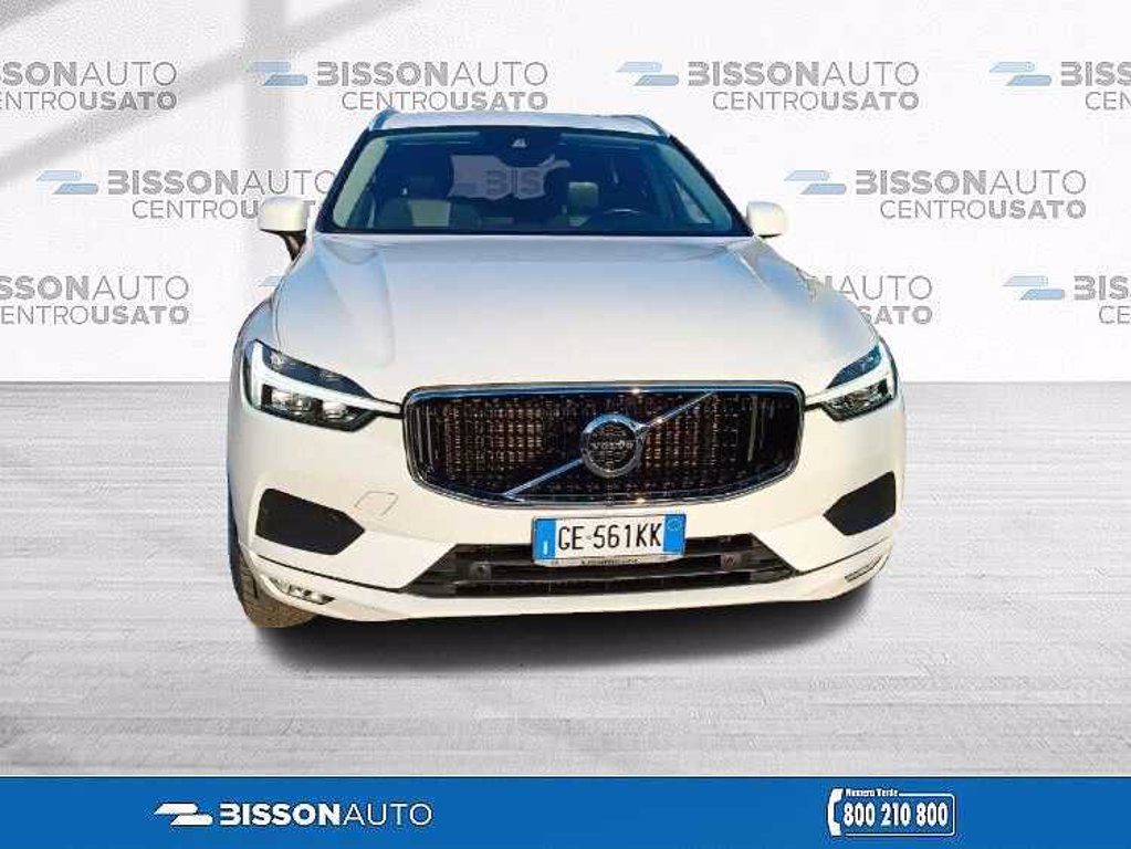 VOLVO XC60 2.0 b4 Momentum Pro auto