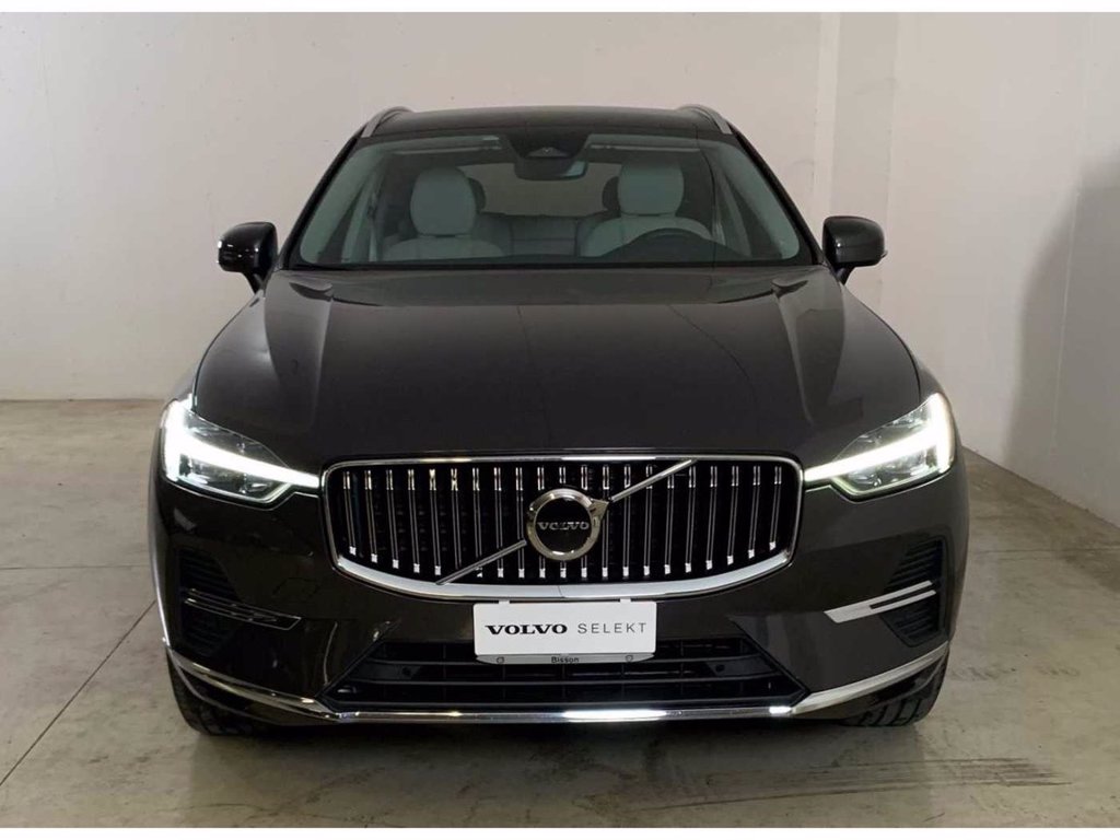 VOLVO XC60 Inscription, B4 AWD mild hybrid (D)